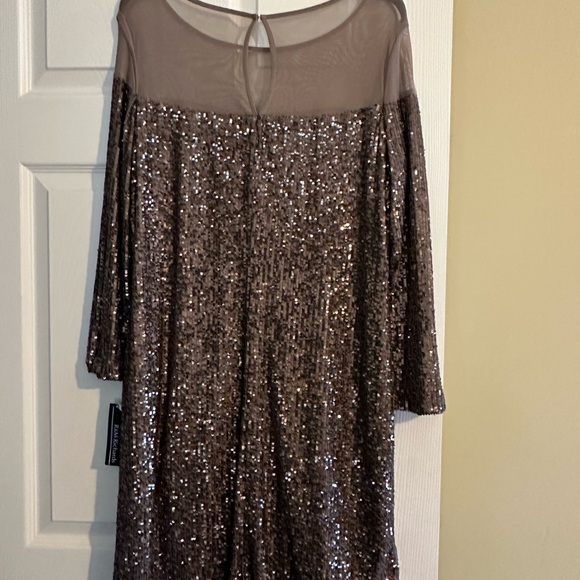 Rmrichards.NYC - Picture 2 of 3